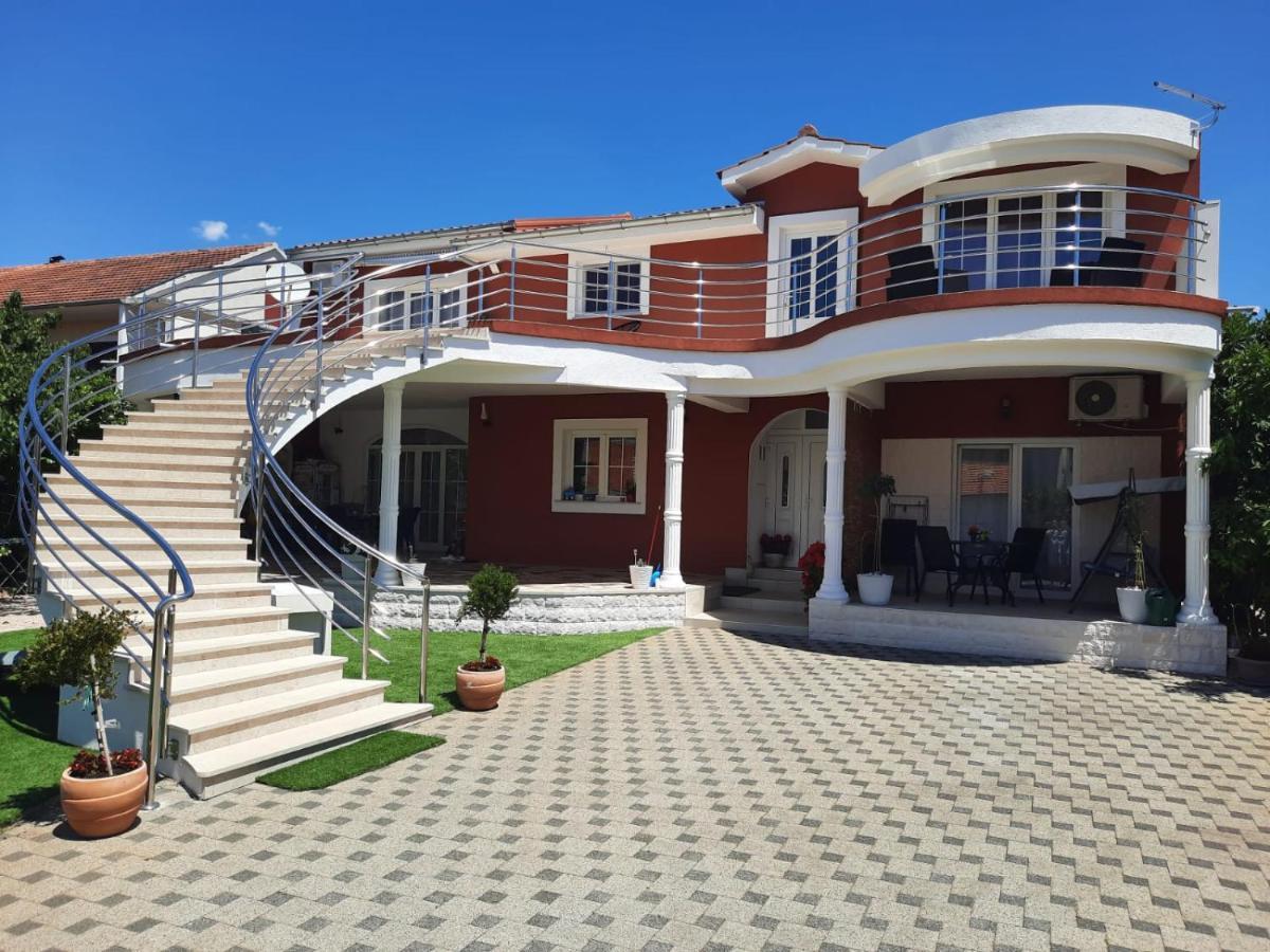 Apartment Jopa Шибеник Екстер'єр фото