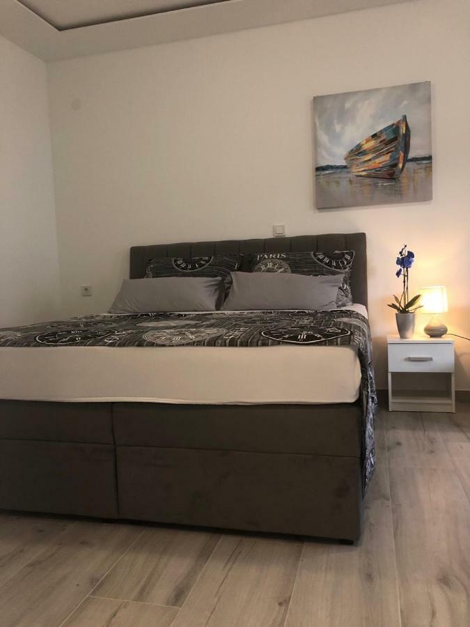 Apartment Jopa Шибеник Екстер'єр фото