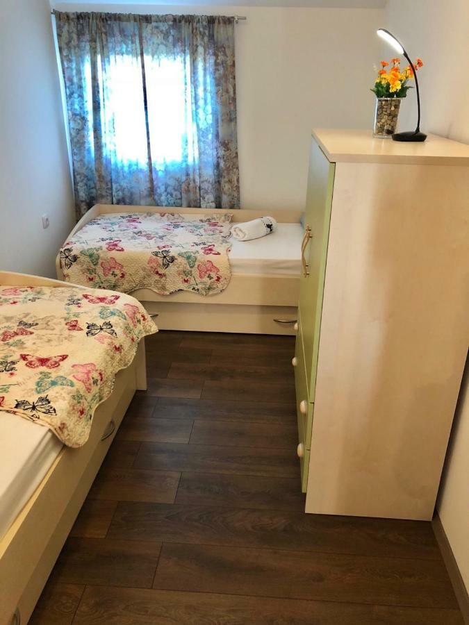 Apartment Jopa Шибеник Екстер'єр фото