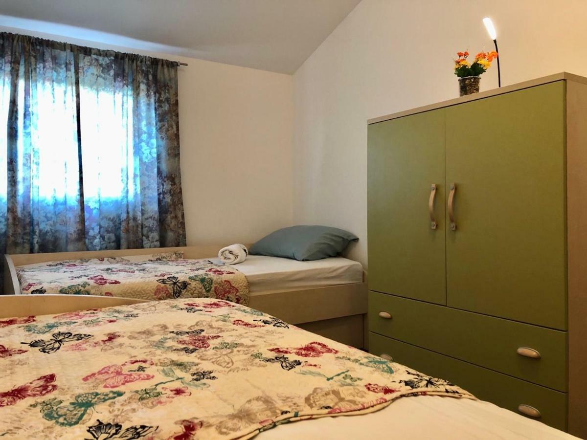 Apartment Jopa Шибеник Екстер'єр фото