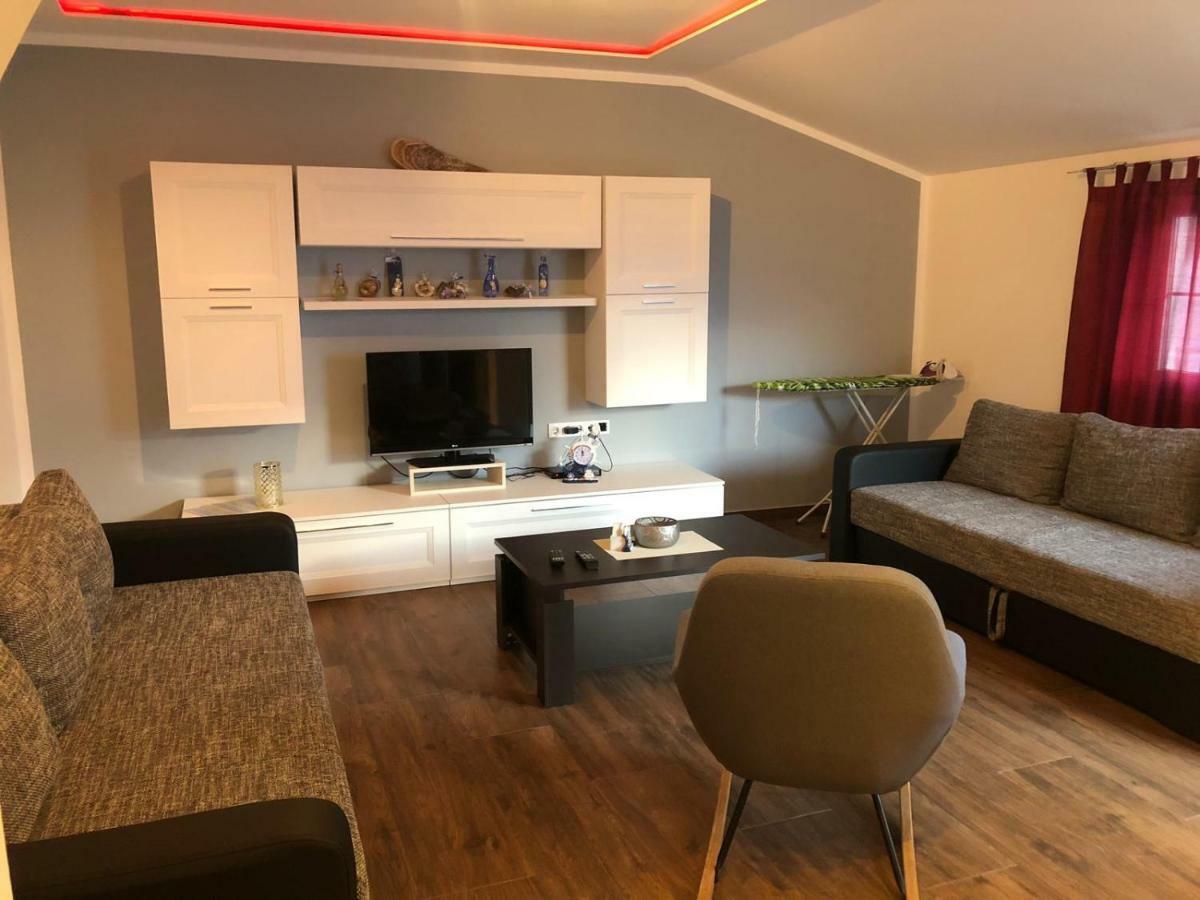 Apartment Jopa Шибеник Екстер'єр фото