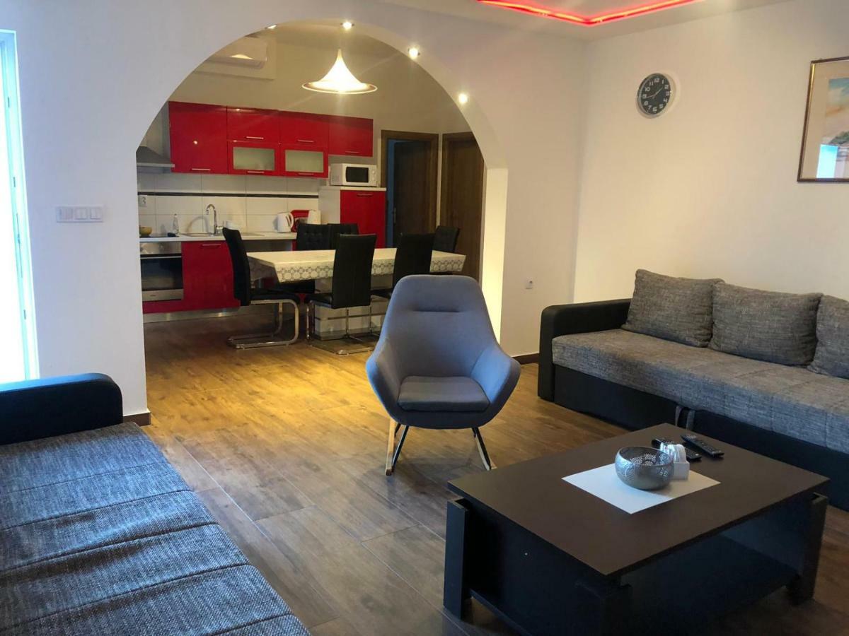 Apartment Jopa Шибеник Екстер'єр фото